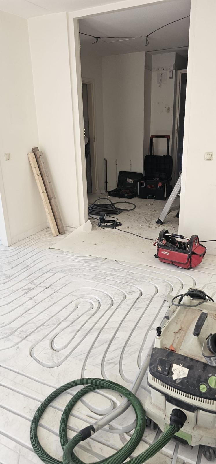 Droogbouw bij houten vloer